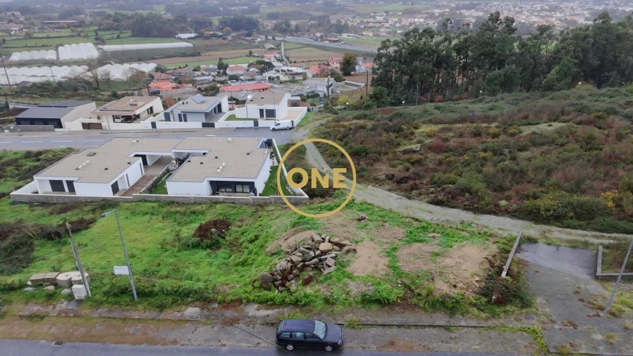 Terreno para Venda em Ruivães e Novais Foto 5