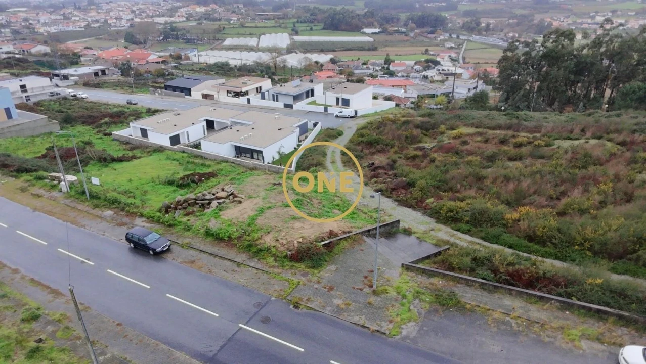 Terreno para Venda em Ruivães e Novais Foto 4