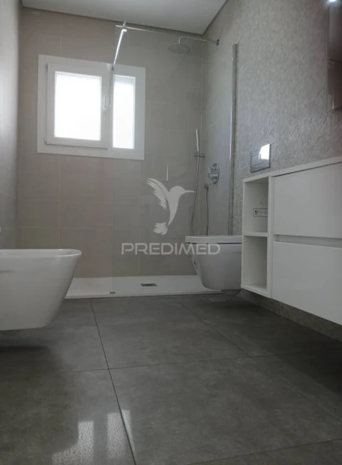 Moradia T3 para Venda em Fernao Ferro