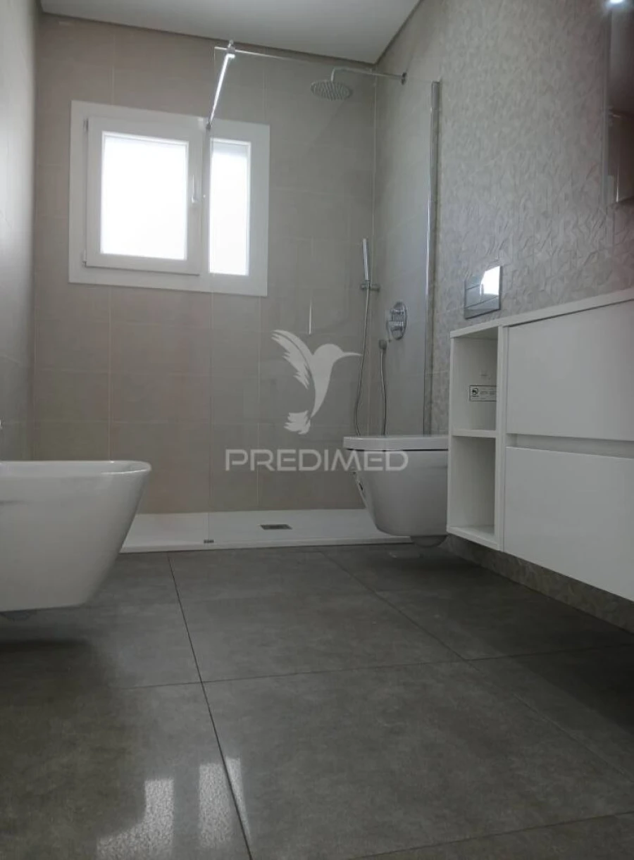 Moradia T3 para Venda em Fernao Ferro Foto 18