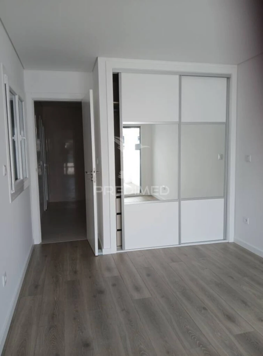 Moradia T3 para Venda em Fernao Ferro Foto 15