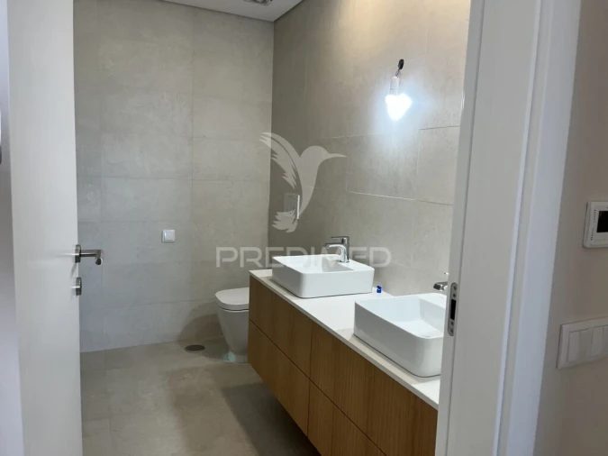 Apartamento T3 para Venda em Olhão Foto 20