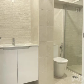 Apartamento T2 para Arrendamento em Olivais