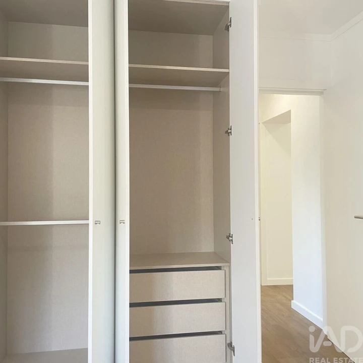 Apartamento T2 para Arrendamento em Olivais Foto 3