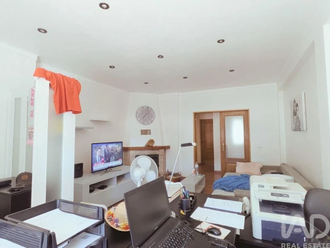 Moradia T3 para Venda em Rio de Moinhos Foto 7