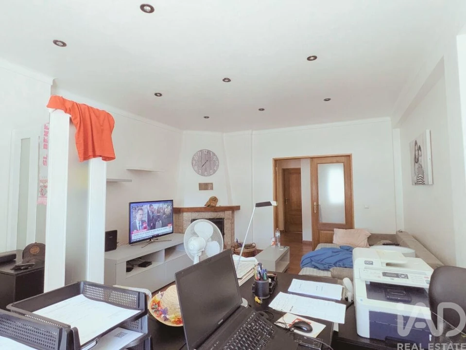 Moradia T3 para Venda em Rio de Moinhos Foto 7