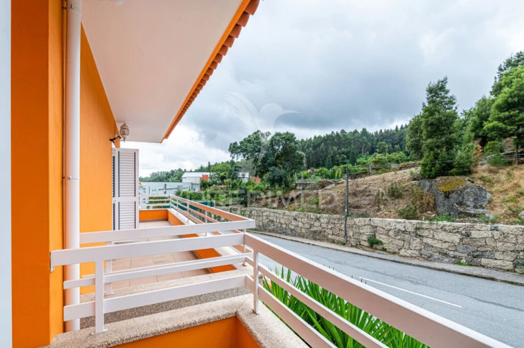 Moradia T4 para Venda em Espinho Foto 15