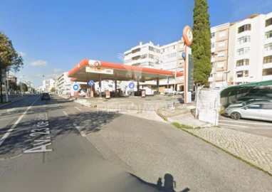 Apartamento T3 para Venda em Laranjeiro e Feijó