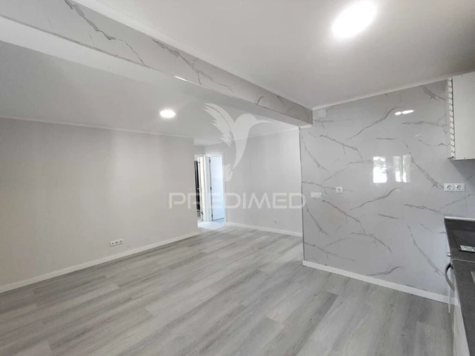 Apartamento T3 para Venda em Laranjeiro e Feijó Foto 18