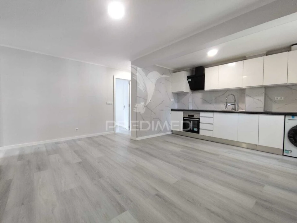 Apartamento T3 para Venda em Laranjeiro e Feijó Foto 10