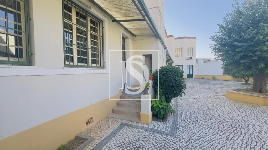 Prédio para Venda em São João Baptista Foto 14