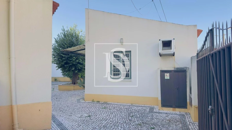 Prédio para Venda em São João Baptista Foto 13