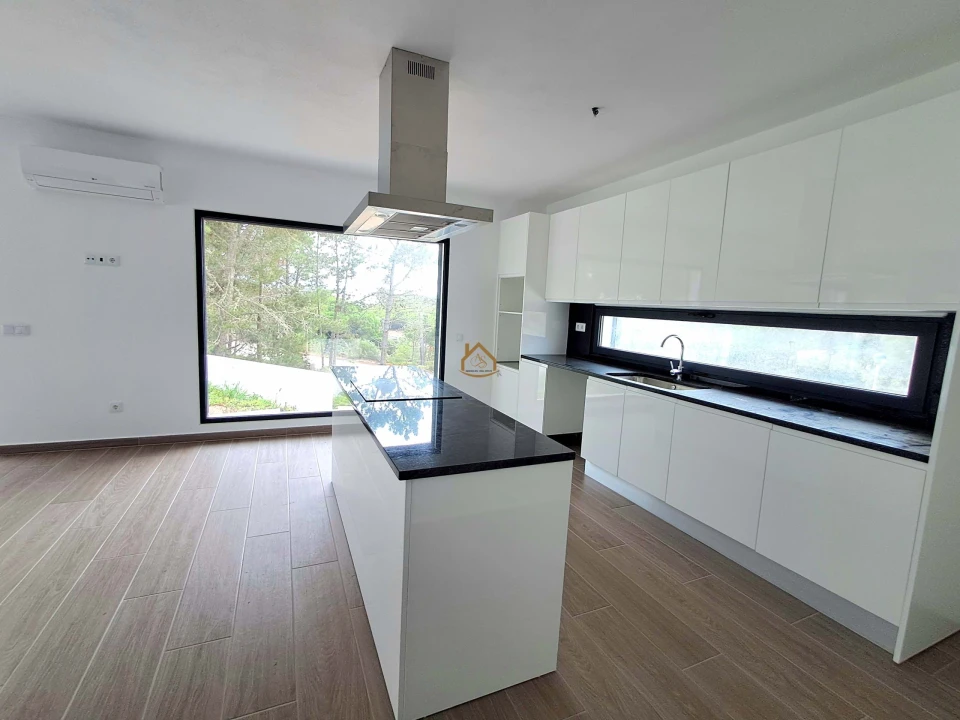 Moradia T4 para Venda em Aljezur Foto 6