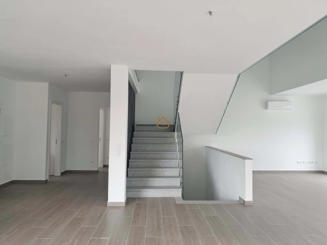 Moradia T4 para Venda em Aljezur Foto 11