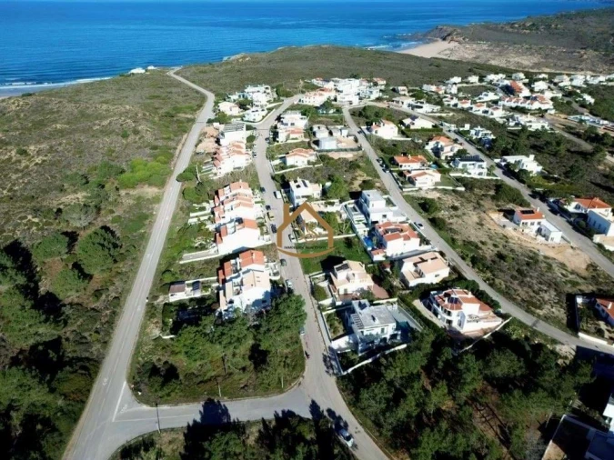 Moradia T4 para Venda em Aljezur