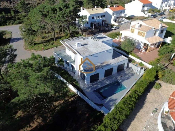 Moradia T4 para Venda em Aljezur Foto 36