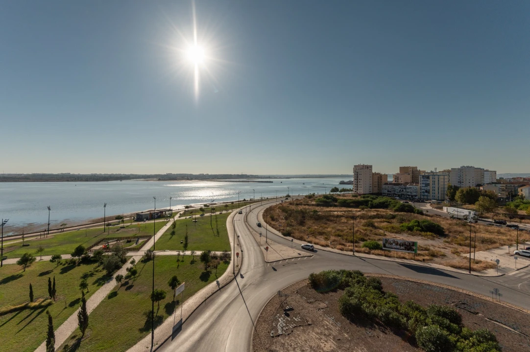 Apartamento T4 para Venda em Alto do Seixalinho, Santo André e Verderena Foto 38