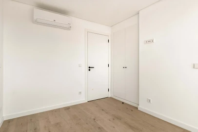 Apartamento T4 para Venda em Alto do Seixalinho, Santo André e Verderena