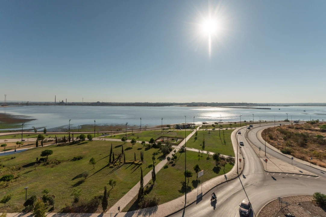 Apartamento T4 para Venda em Alto do Seixalinho, Santo André e Verderena Foto 9