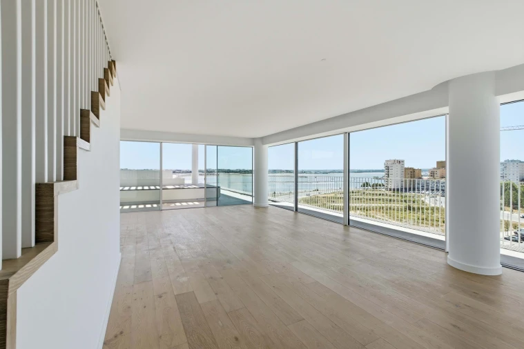 Apartamento T4 para Venda em Alto do Seixalinho, Santo André e Verderena Foto 4