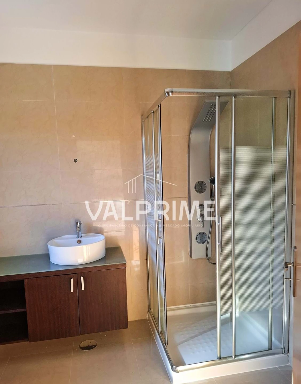 Moradia T3 para Venda em Gandra Foto 10