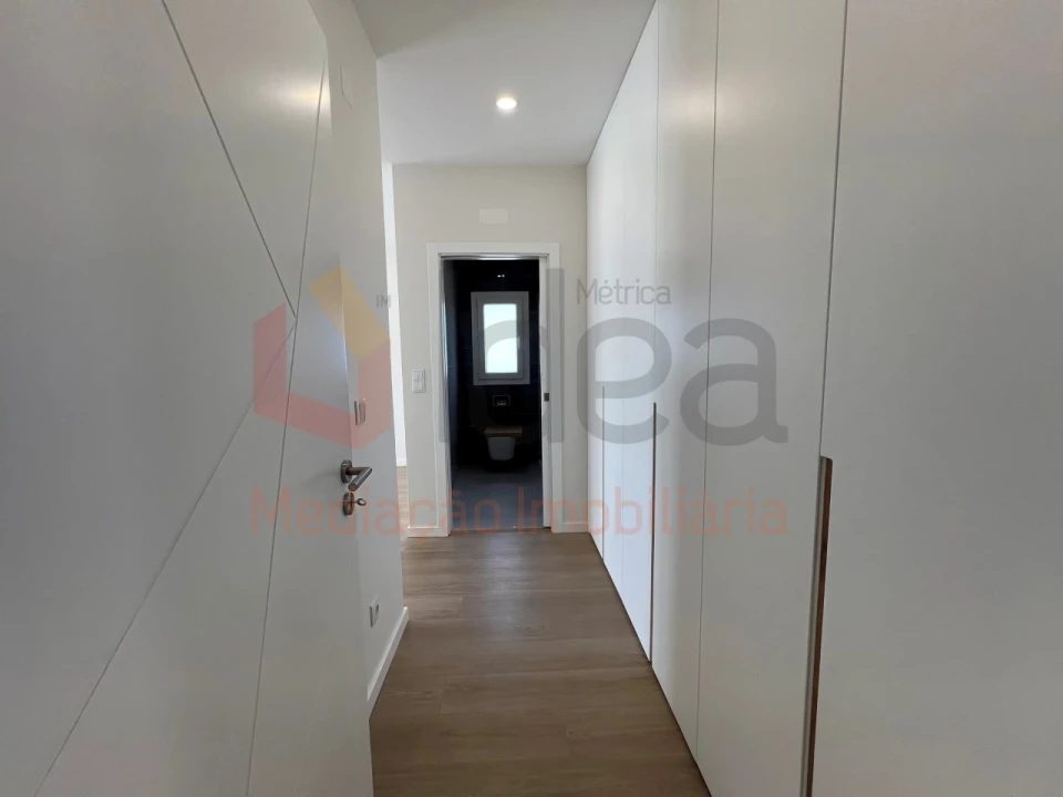 Moradia T4 para Venda em Quinta do Anjo Foto 20