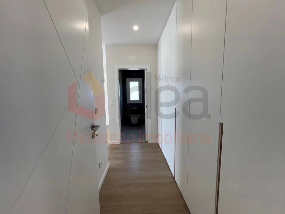 Moradia T4 para Venda em Quinta do Anjo Foto 20