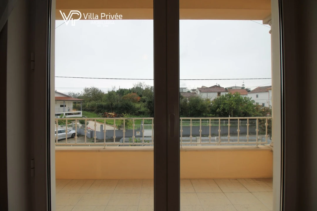 Moradia T3 para Venda em Alfarelos Foto 3