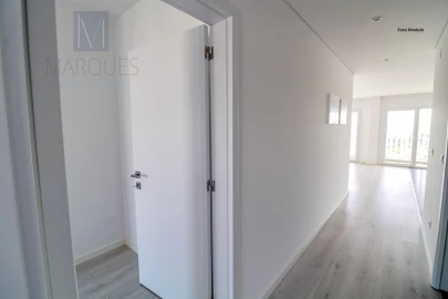 Apartamento T1 para Venda em Corroios