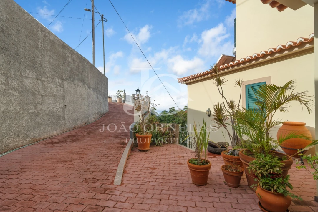 Moradia T3 para Venda em São Gonçalo Foto 61