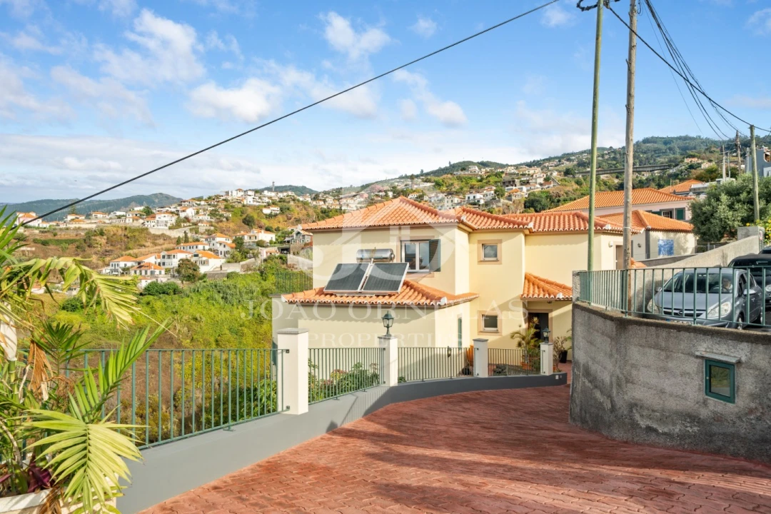 Moradia T3 para Venda em São Gonçalo Foto 63