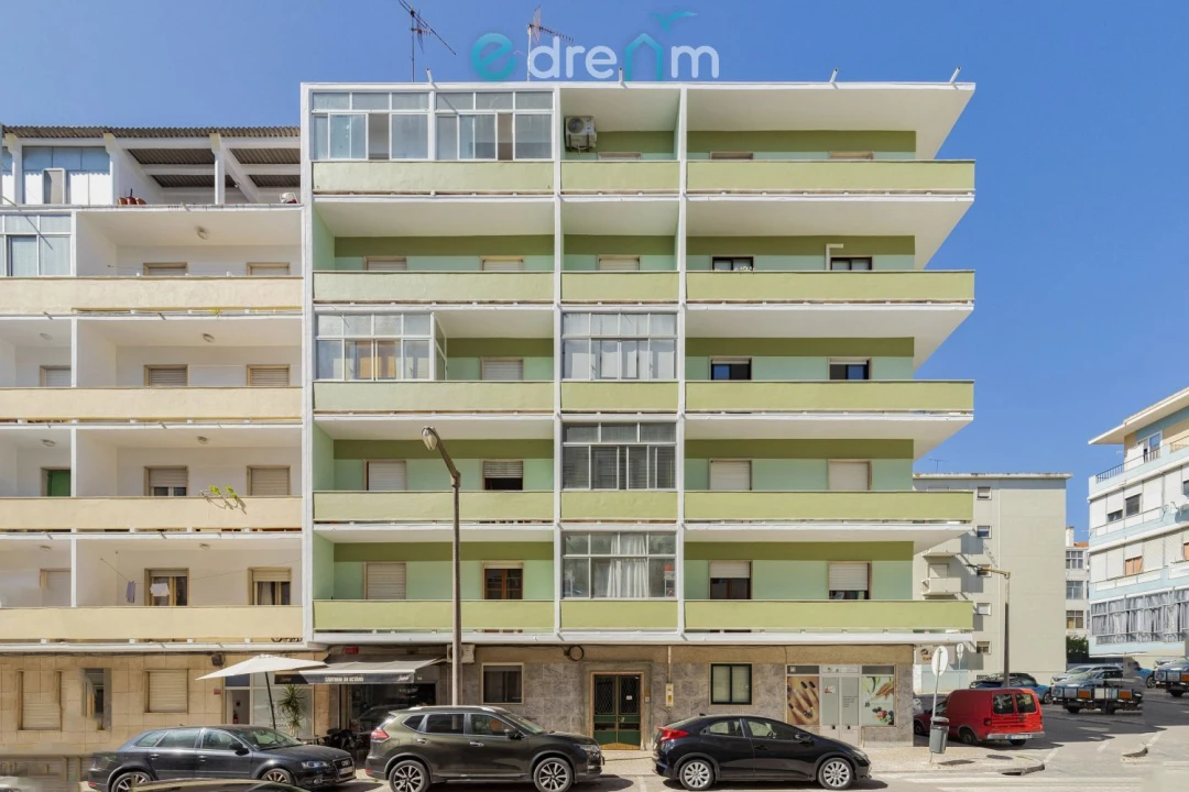 Apartamento T2 para Venda em União das Freguesias de Setúbal Foto 2