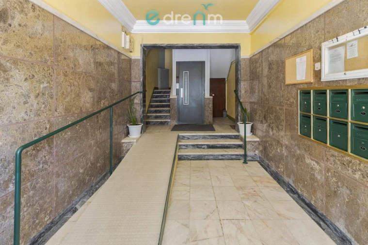 Apartamento T2 para Venda em União das Freguesias de Setúbal Foto 3