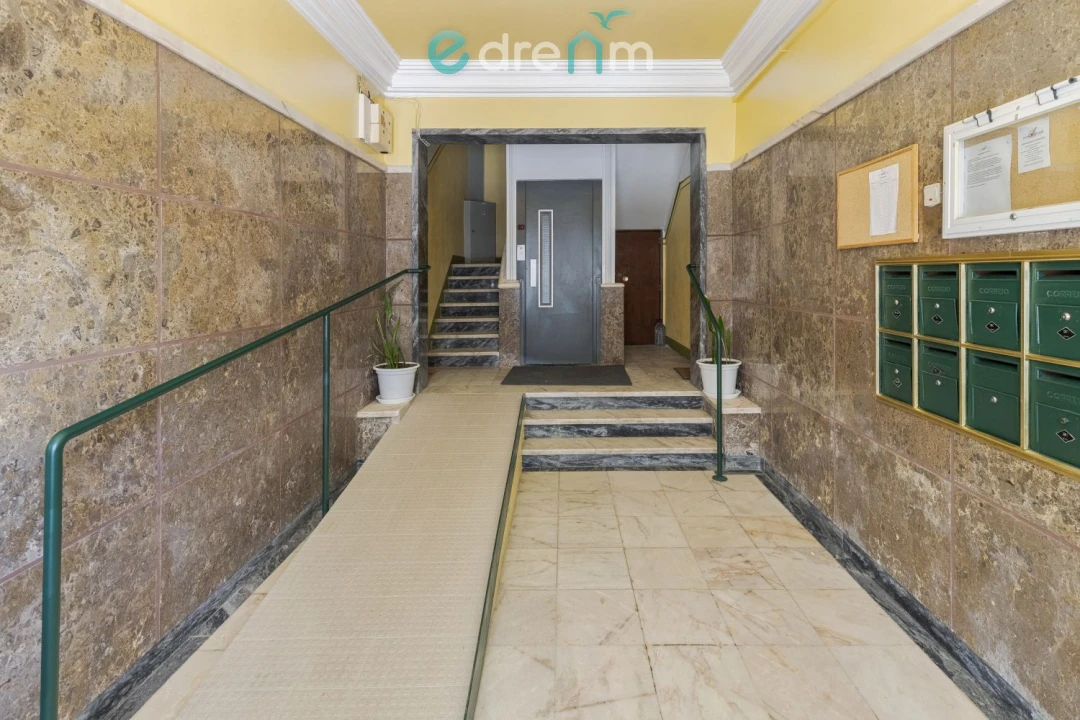 Apartamento T2 para Venda em União das Freguesias de Setúbal Foto 3