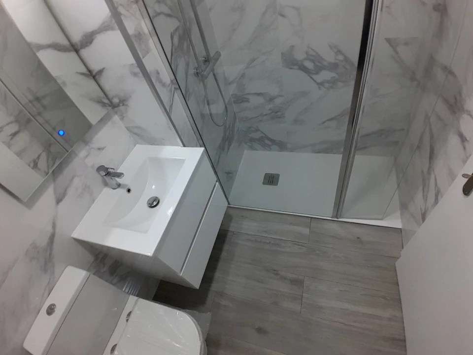 Apartamento T3 para Arrendamento em Alvalade Foto 10