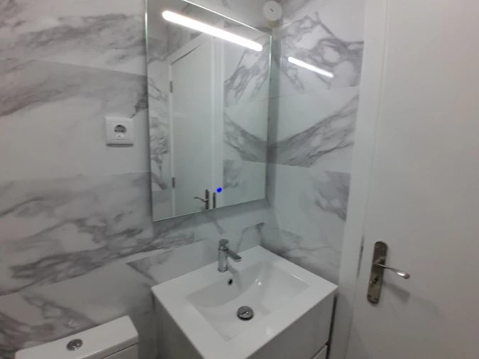 Apartamento T3 para Arrendamento em Alvalade Foto 25