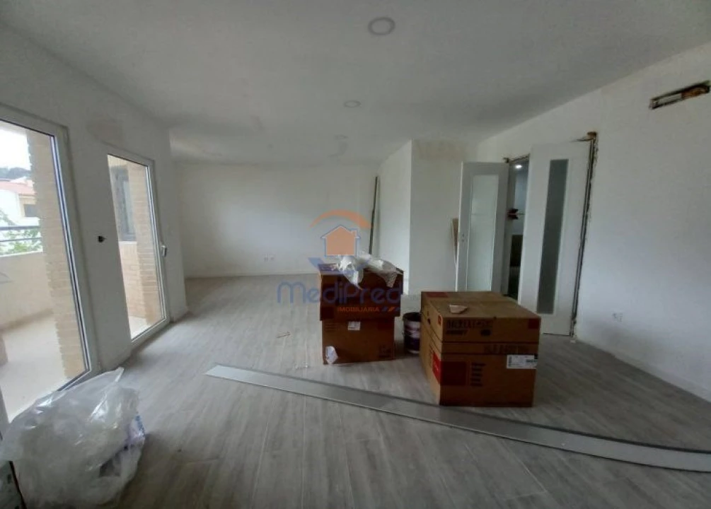 Apartamento T4 para Venda em Vila Franca de Xira Foto 11