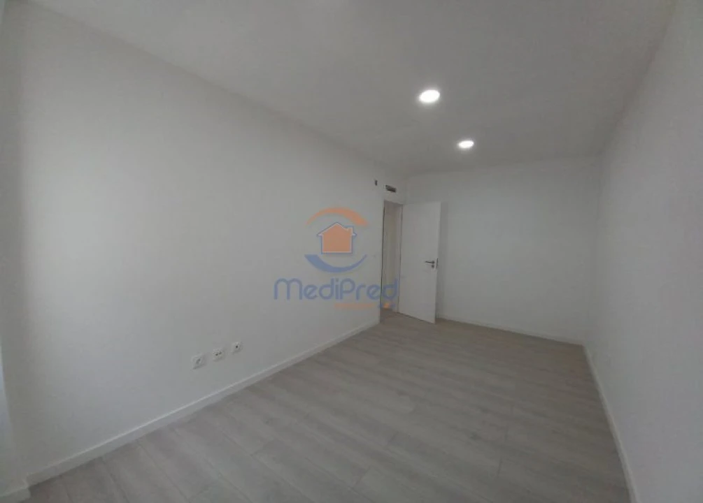 Apartamento T4 para Venda em Vila Franca de Xira Foto 33