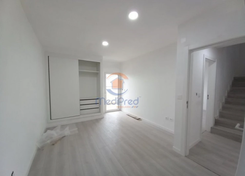 Apartamento T4 para Venda em Vila Franca de Xira Foto 45