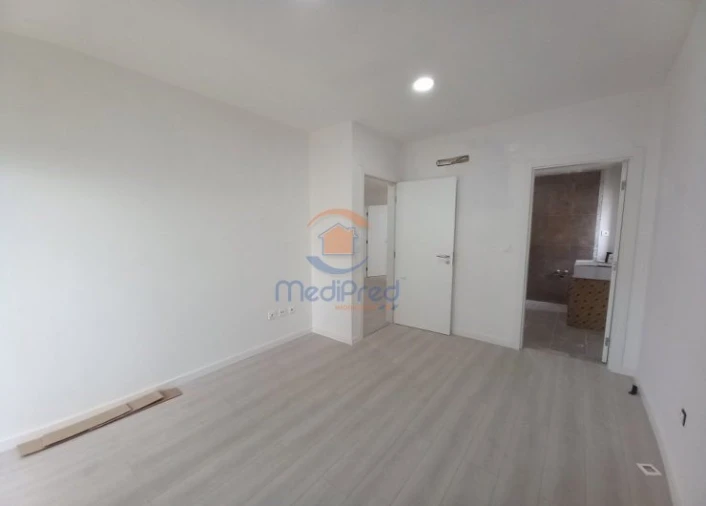 Apartamento T4 para Venda em Vila Franca de Xira Foto 41