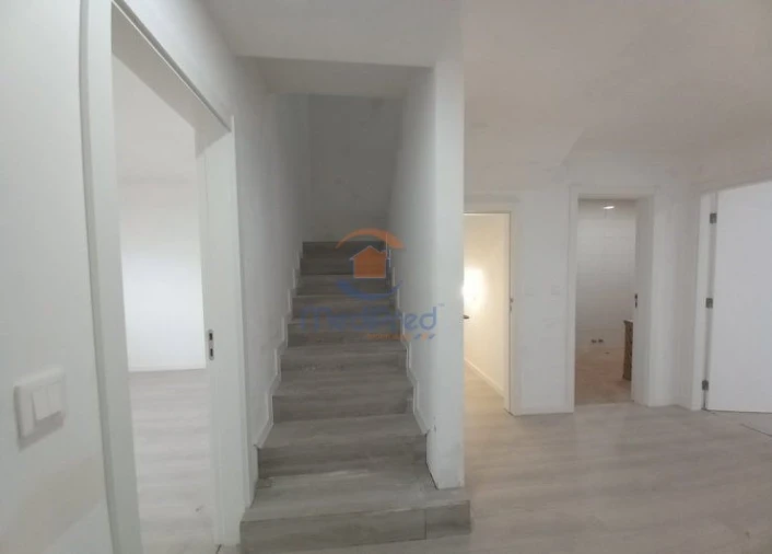Apartamento T4 para Venda em Vila Franca de Xira Foto 46
