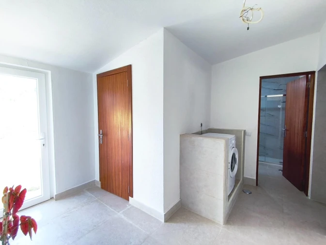 Moradia T2 para Venda em Vila Verde dos Francos Foto 12