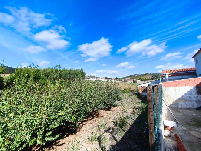 Moradia T2 para Venda em Vila Verde dos Francos Foto 14