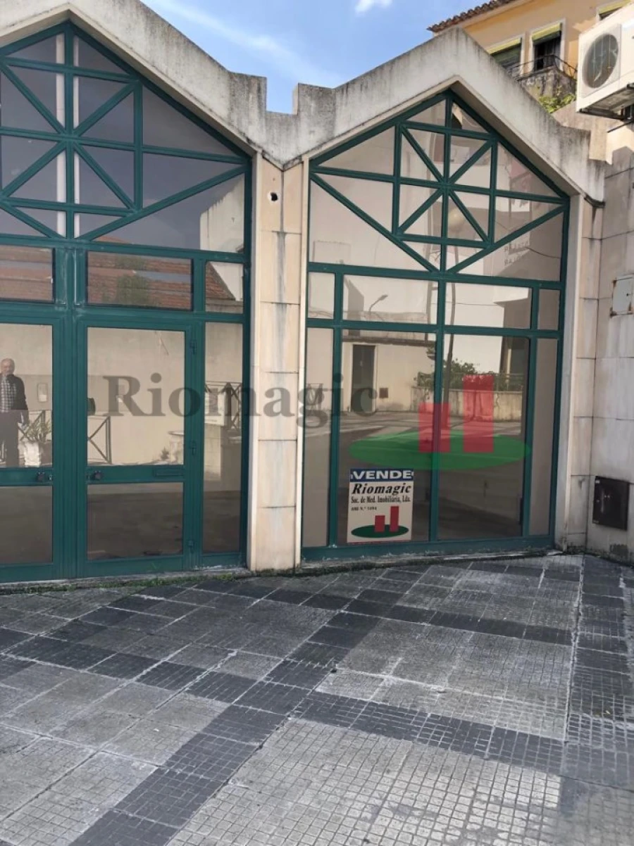 Loja para Venda em Alcanena e Vila Moreira Foto 2