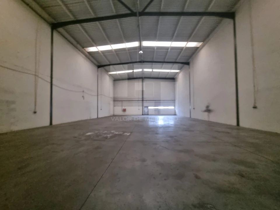 Armazém para Arrendamento em Alverca do Ribatejo e Sobralinho Foto 6