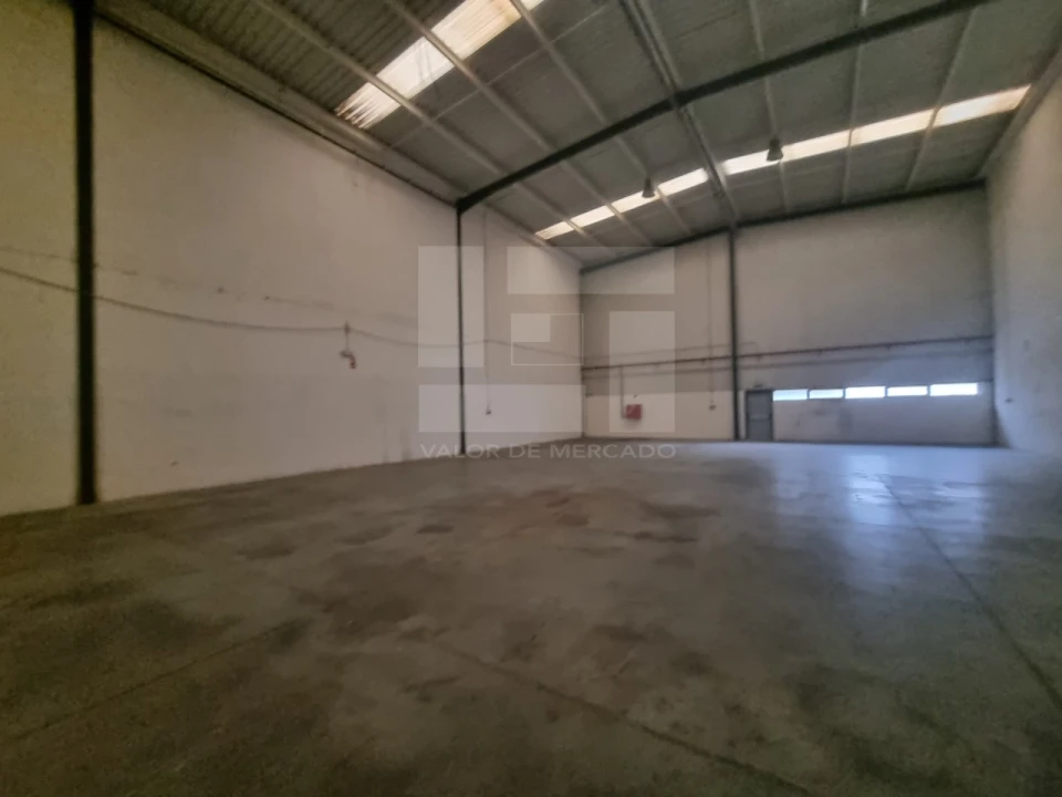 Armazém para Arrendamento em Alverca do Ribatejo e Sobralinho Foto 8
