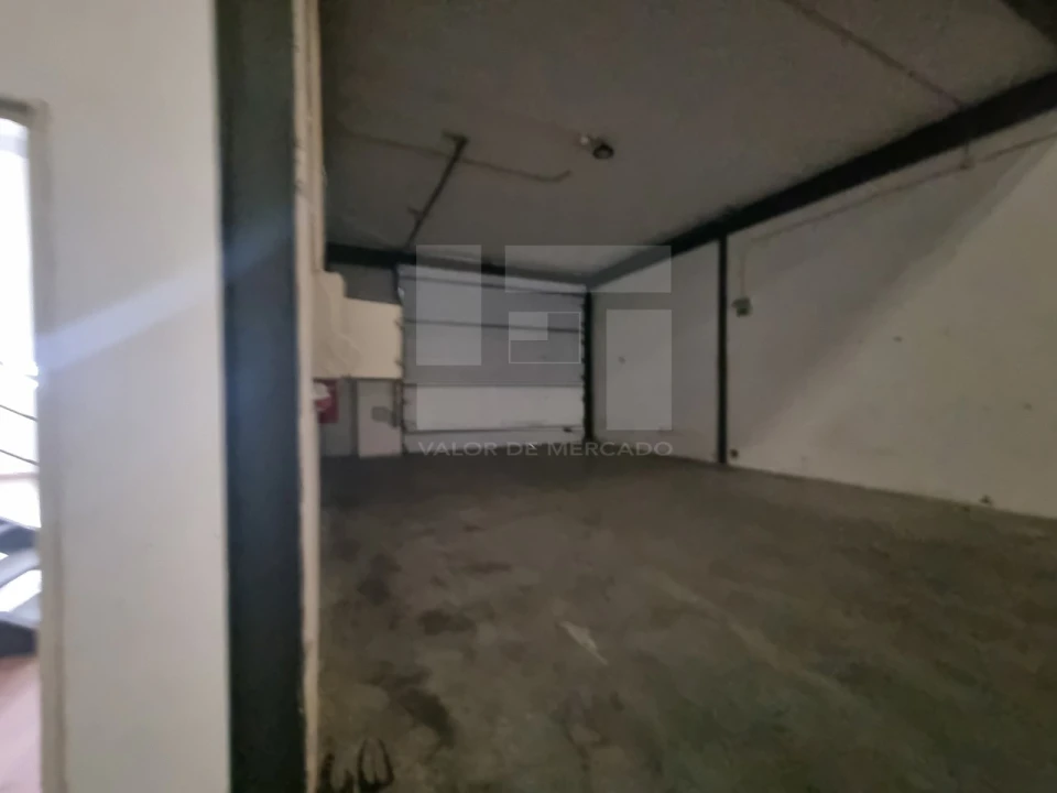 Armazém para Arrendamento em Alverca do Ribatejo e Sobralinho Foto 9