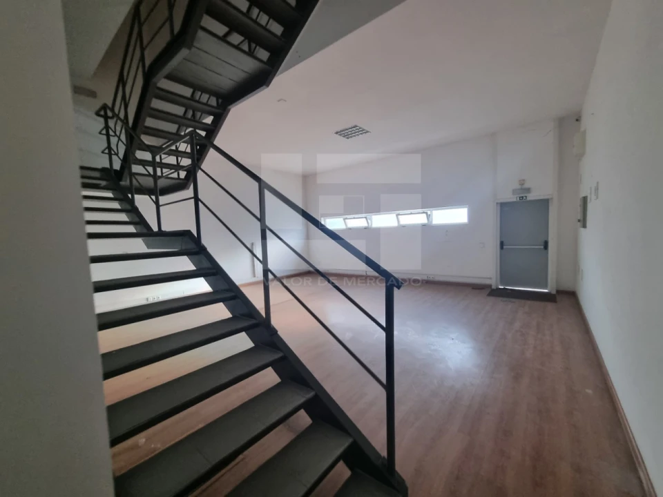 Armazém para Arrendamento em Alverca do Ribatejo e Sobralinho Foto 10