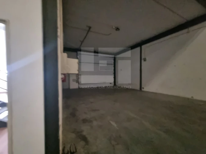 Armazém para Arrendamento em Alverca do Ribatejo e Sobralinho Foto 9