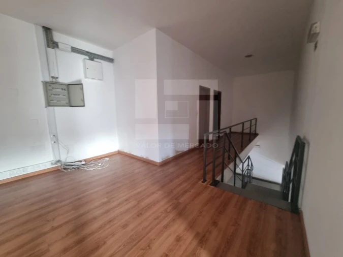 Armazém para Arrendamento em Alverca do Ribatejo e Sobralinho Foto 21